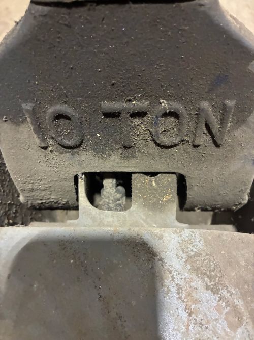 NAPA 10-Ton Floor Jack - Image 3